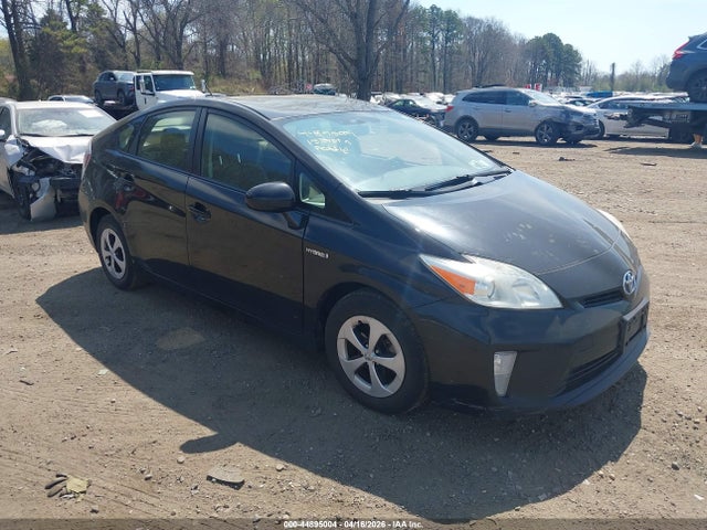 TOYOTA PRIUS - 1