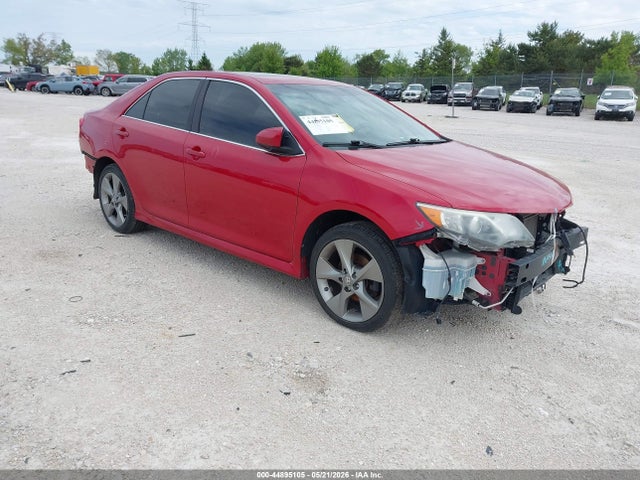 2012 TOYOTA CAMRY SE V6