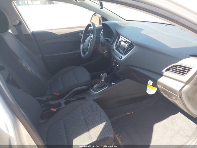 HYUNDAI ACCENT SE - 5