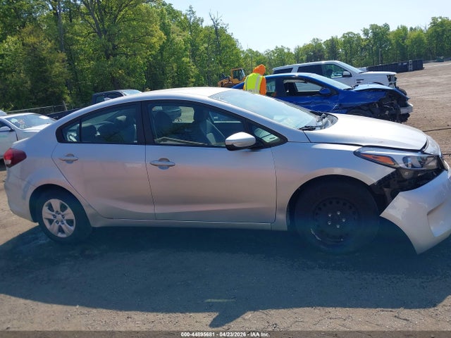 صورة مصغرة 12 لـ 2018 KIA FORTE LX