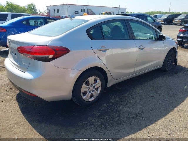 2018 KIA FORTE LX — фото 4