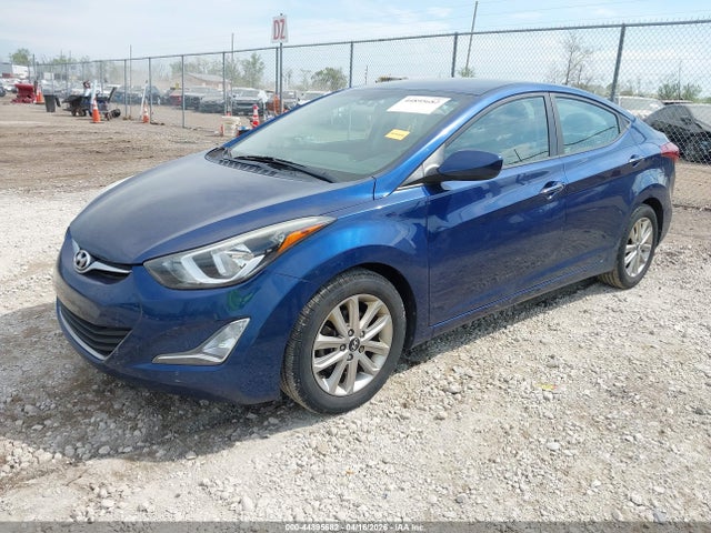 HYUNDAI ELANTRA SE - 2