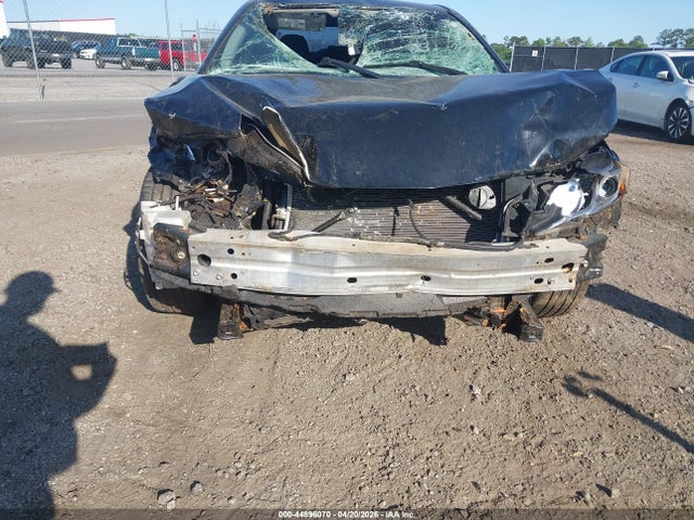 2019 TOYOTA CAMRY LE 6