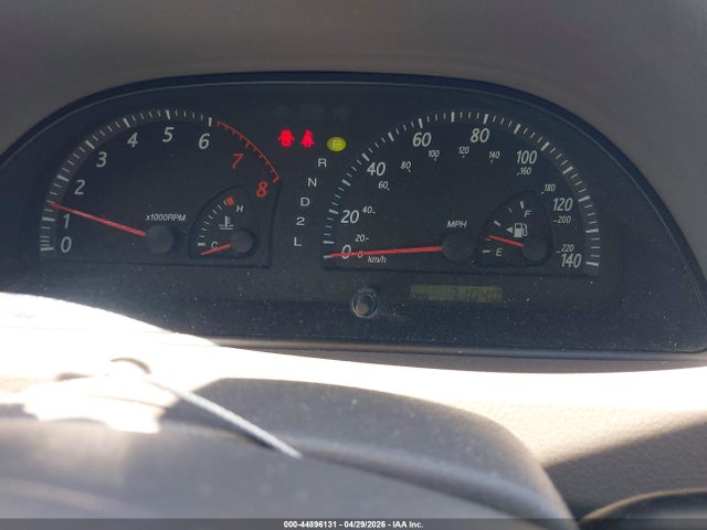 2004 Toyota CAMRY LE photo 7