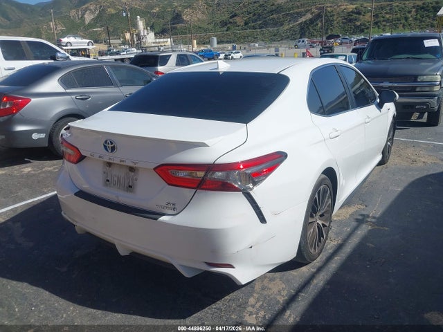 صورة 4 لـ 2019 Toyota CAMRY HYBRID SE