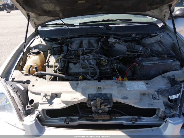 FORD TAURUS SE - 10