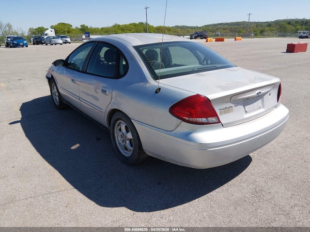 FORD TAURUS SE - 3