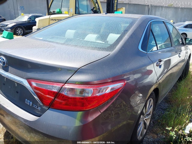 TOYOTA CAMRY - 4