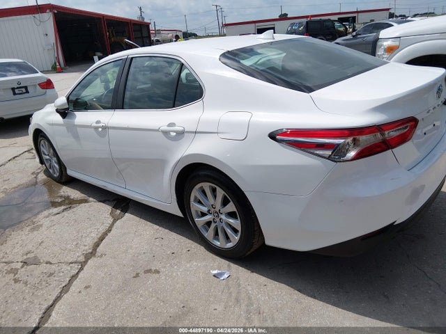 TOYOTA CAMRY - 3
