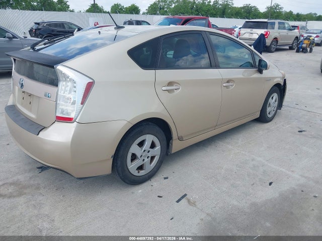 TOYOTA PRIUS - 4