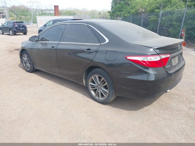 TOYOTA CAMRY - 3