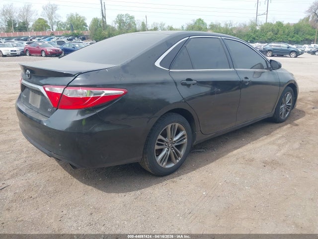 TOYOTA CAMRY - 4