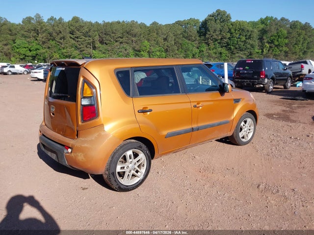 2011 KIA SOUL + photo 4