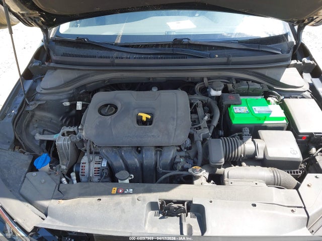 HYUNDAI ELANTRA SEL - 10