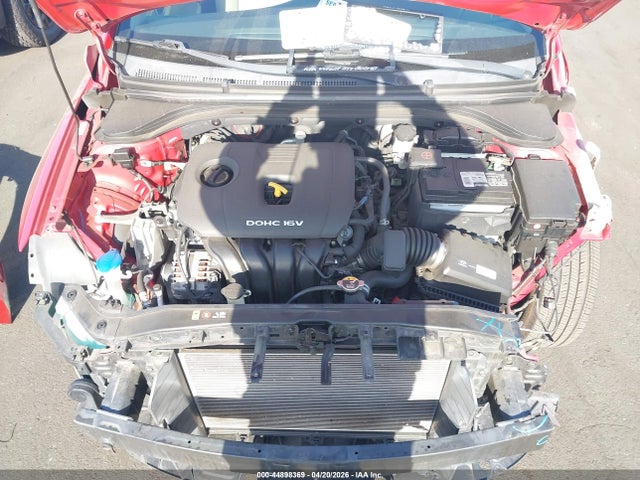 HYUNDAI ELANTRA SE - 10