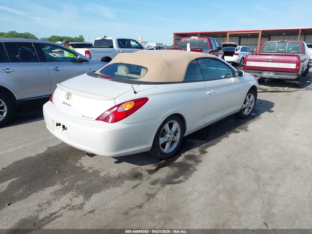 2004 Toyota CAMRY SOLARA SLE photo 4