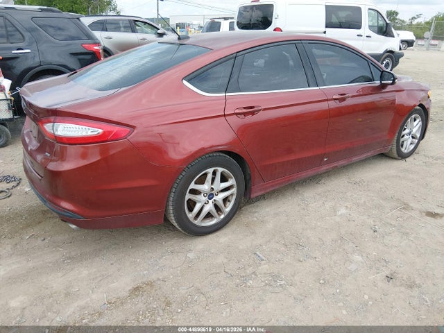 FORD FUSION SE - 4