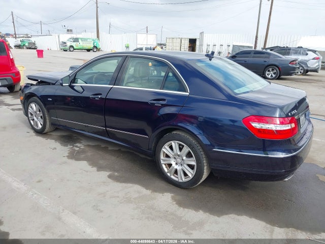 MERCEDES-BENZ E-CLASS - 3