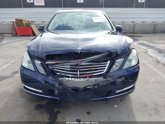 MERCEDES-BENZ E-CLASS - 6