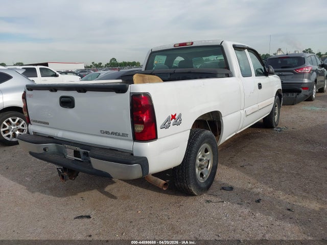 CHEVROLET SILVERADO 1500 LS - 4