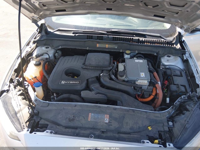 FORD FUSION HYBRID SE - 10
