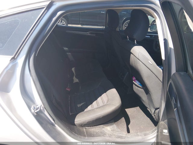 FORD FUSION HYBRID SE - 8