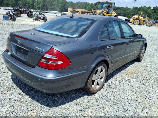 MERCEDES-BENZ E-CLASS - 4