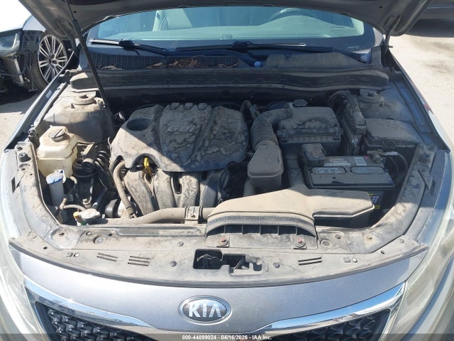 KIA OPTIMA EX - 10