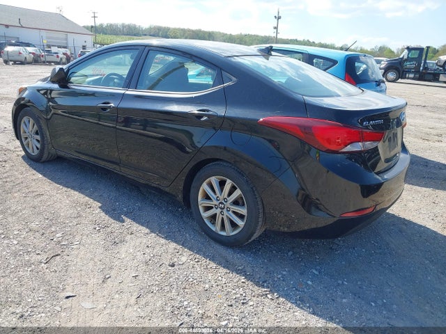 HYUNDAI ELANTRA SE - 3