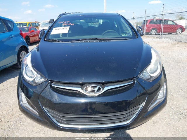 HYUNDAI ELANTRA SE - 6