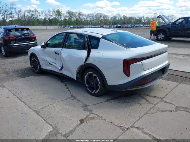 2025 KIA K4 EX photo 3