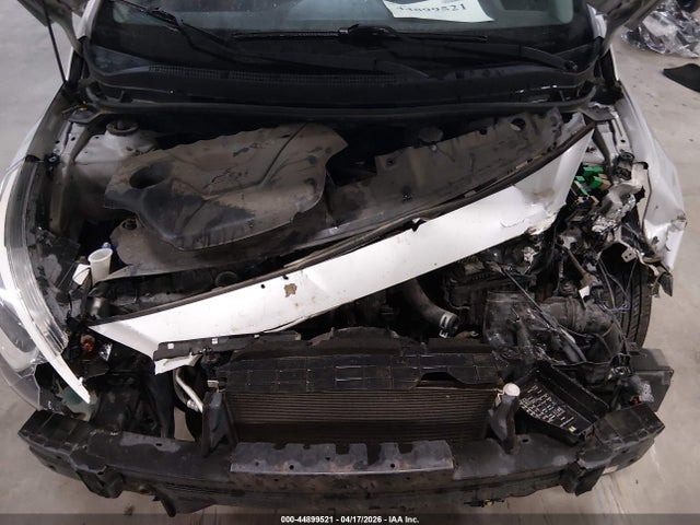 HYUNDAI ACCENT SE - 10