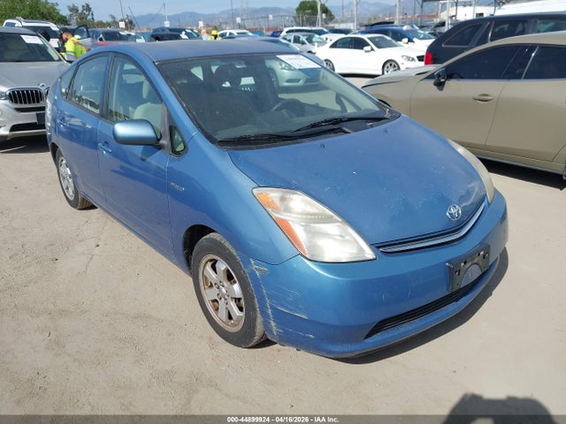 TOYOTA PRIUS - 1