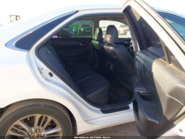 صورة 8 لـ 2016 Toyota CAMRY SE