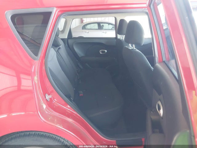 KIA SOUL + - 8