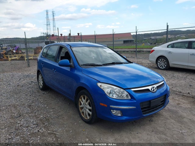 HYUNDAI ELANTRA TOURING - 1