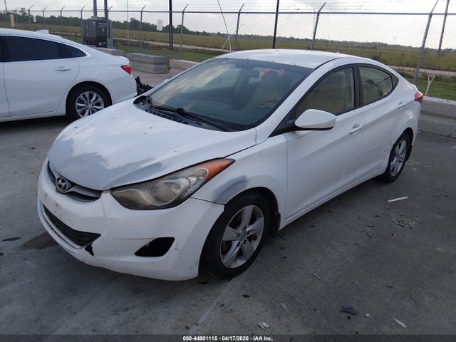 HYUNDAI ELANTRA GLS - 2