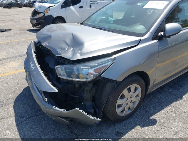 صورة 6 لـ 2022 KIA RIO S