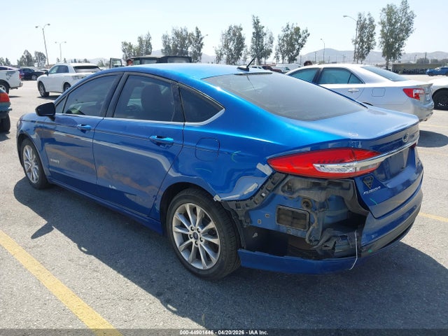 FORD FUSION HYBRID SE - 3