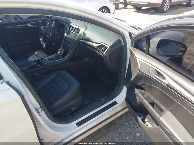 FORD FUSION ENERGI SE LUXURY - 5