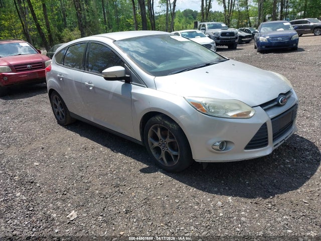 FORD FOCUS SE - 1