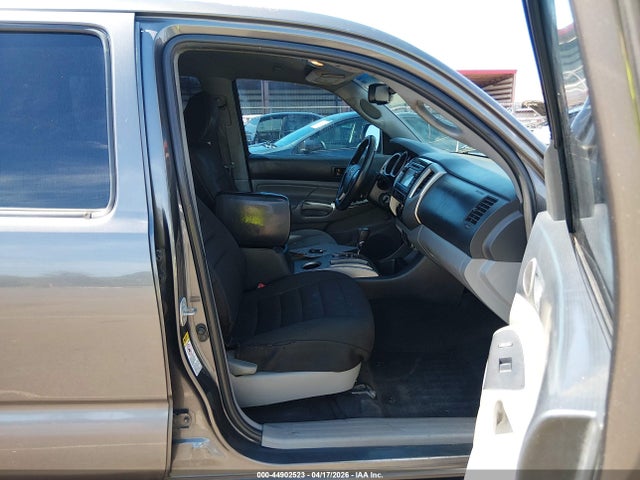 صورة 5 لـ 2013 Toyota TACOMA