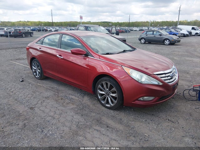 HYUNDAI SONATA SE 2.0T - 1