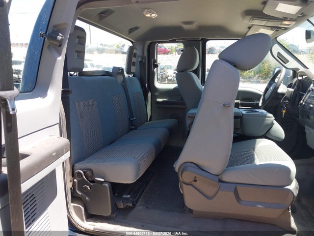 FORD F-250 XL - 8