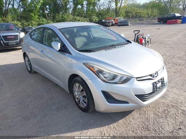 HYUNDAI ELANTRA SE - 1