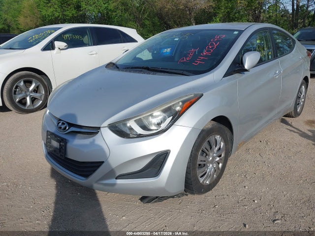 HYUNDAI ELANTRA SE - 6