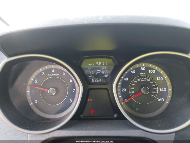 HYUNDAI ELANTRA SE - 7