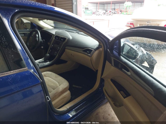 FORD FUSION SE - 5