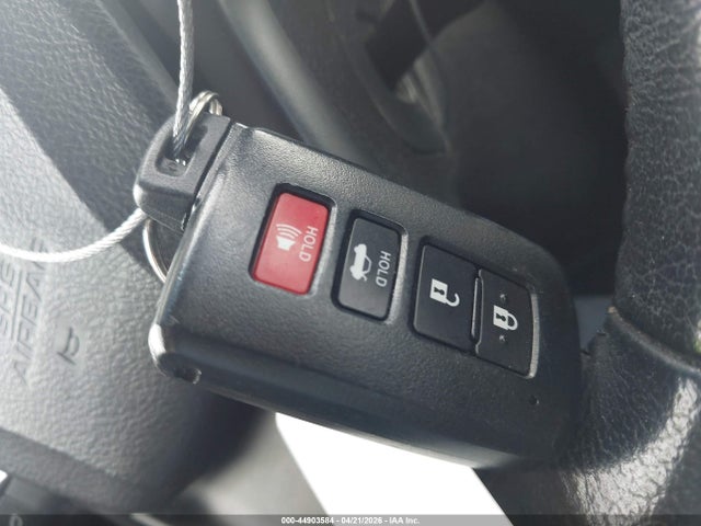 2016 Toyota CAMRY SE thumbnail 11
