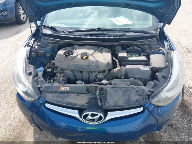 HYUNDAI ELANTRA SE - 10